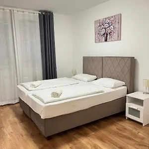  Apartman Corvin Rose Magyarország