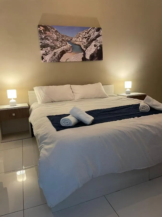 Msida Suites Apartman
